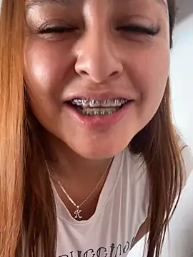 Keittly  online show from December 11, 2:22 pm