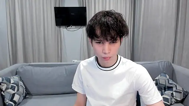 Im Shine Guy online show from December 1, 7:36 pm