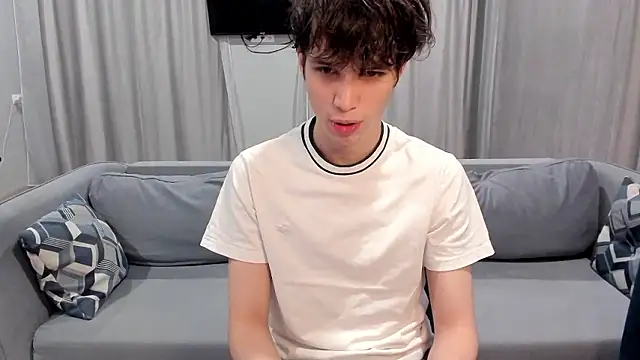 Im Shine Guy online show from December 2, 7:38 pm