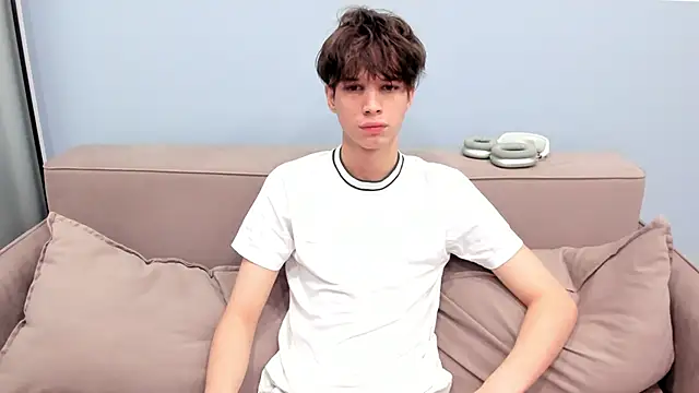 Im Shine Guy online show from November 18, 7:35 am