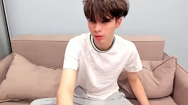 Im Shine Guy online show from November 19, 5:51 am