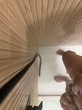 Gustavozx01 online show from November 6, 12:55 am