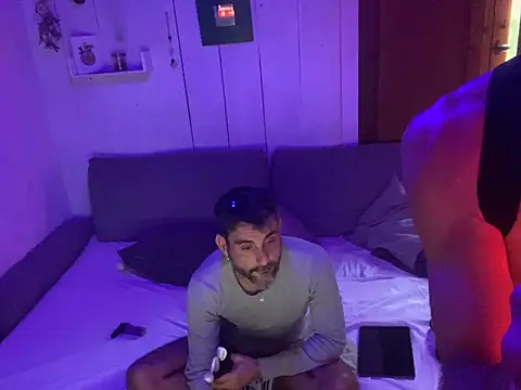 trebord77 online show from December 21, 3:09 pm