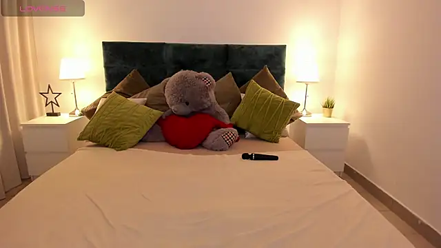 Aria Blisss online show from February 3, 12:47 pm