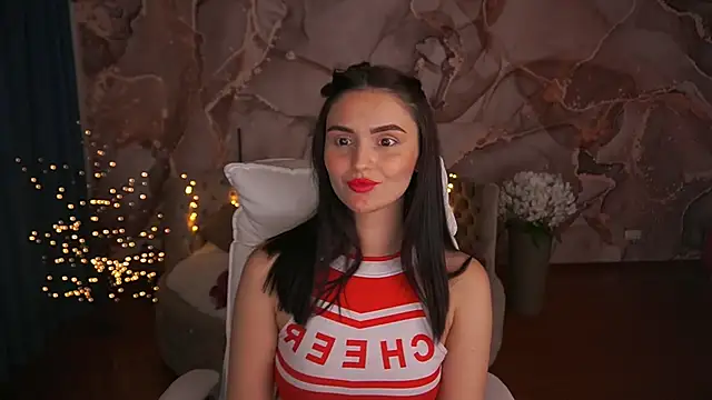 Snapshot of MilashaLovely chatting on March 19, 7:17 pm MilashaLovely online show from March 19, 7:17 pm