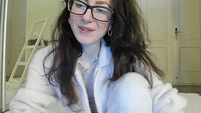 Baby Jewel online show from January 29, 11:09 am