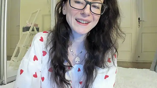 Baby Jewel online show from March 1, 7:30 am