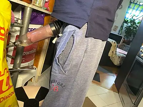 Gilgamesch1704 online show from December 7, 8:11 am