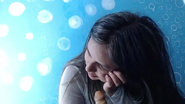 stephanieross202cl online show from January 18, 9:34 am