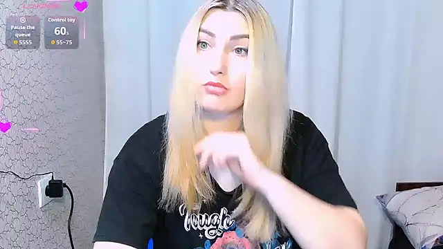 JaneLaJewel online show from November 13, 7:24 pm