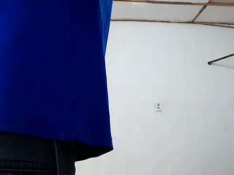 Snapshot of fernandez_latinblackk chatting on January 31, 2:37 am fernandez latinblackk online show from January 31, 2:37 am