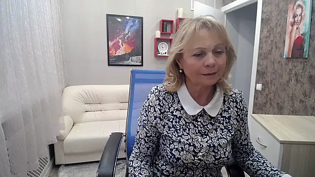 Milla Cutie18 online show from February 3, 12:57 pm