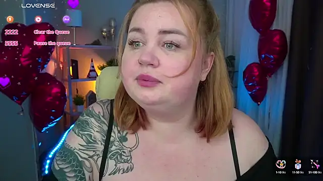 ZaraReignn online show from February 19, 9:03 pm