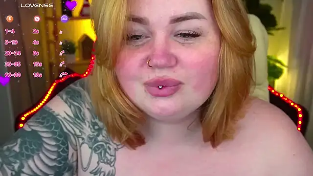 ZaraReignn online show from March 3, 12:15 am