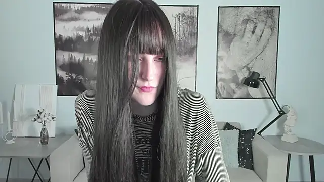 LuxRayi online show from February 7, 12:31 am