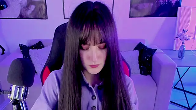 LuxRayi online show from February 11, 9:46 pm