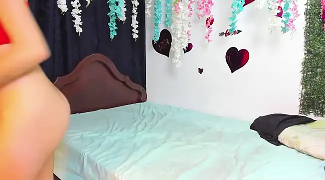 kattyandtom2 online show from February 12, 10:14 am