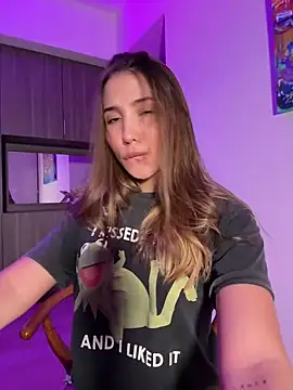 Snapshot of SophieRaily_ chatting on January 29, 12:43 am SophieRaily online show from January 29, 12:43 am