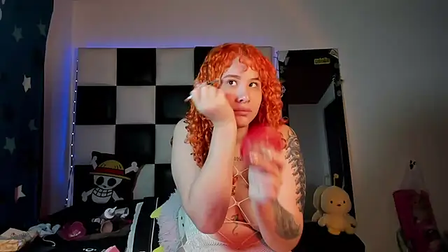 Snapshot of Nami_Curls chatting on November 13, 8:46 am Nami Curls online show from November 13, 8:46 am