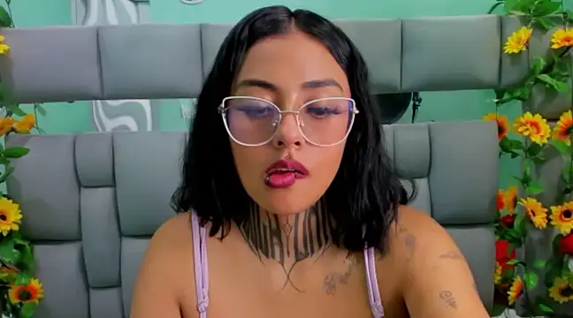 Lovely celeste online show from December 7, 4:09 am