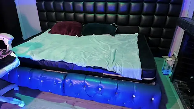 Lovely celeste online show from November 8, 3:50 am