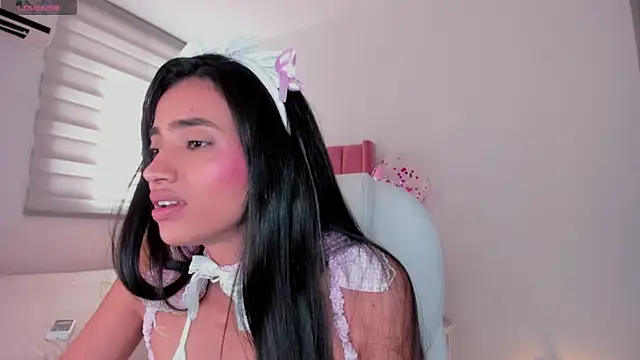 Ninamirley online show from December 13, 2:16 pm