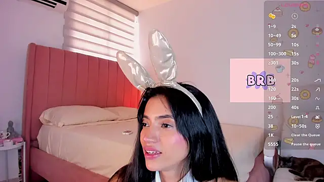 Ninamirley online show from February 4, 8:38 pm