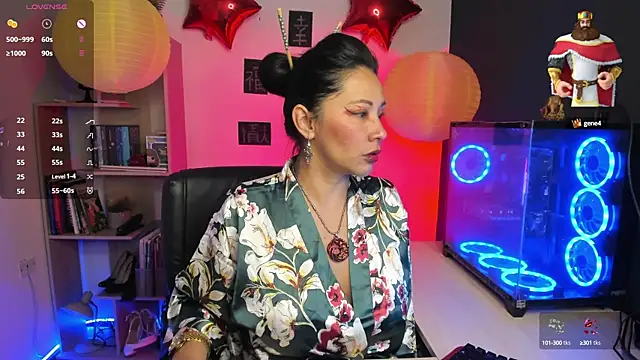 Snapshot of Sue_Wolls chatting on January 30, 8:10 pm Sue Wolls online show from January 30, 8:10 pm