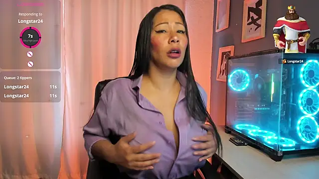 Snapshot of Sue_Wolls chatting on March 16, 1:27 pm Sue Wolls online show from March 16, 1:27 pm