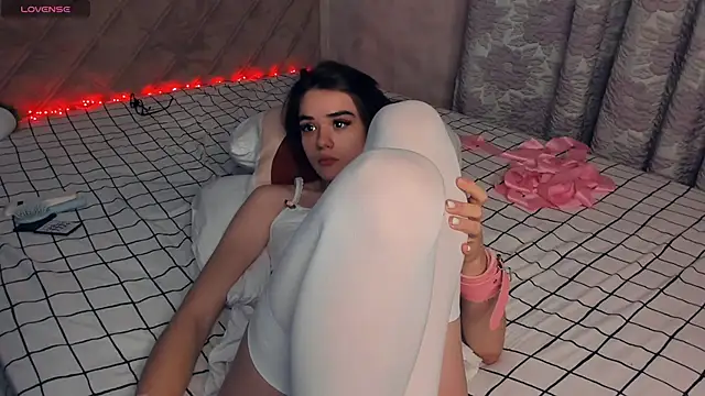 Snapshot of BlissDodd chatting on March 8, 12:33 am BlissDodd online show from March 8, 12:33 am