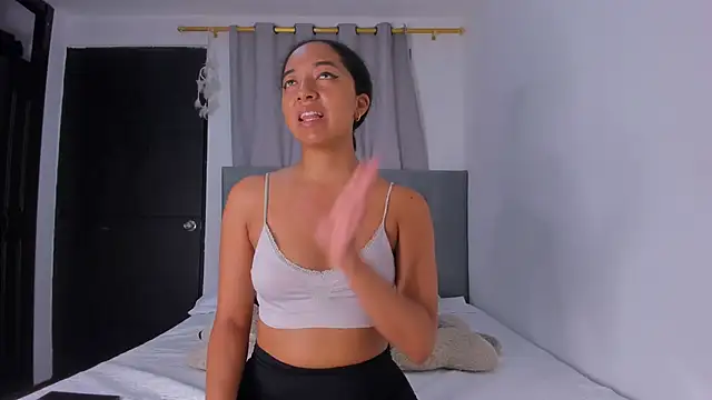 Snapshot of NAHOMI_MILLER chatting on March 2, 3:48 pm NAHOMI MILLER online show from March 2, 3:48 pm