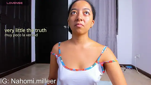 Snapshot of NAHOMI_MILLER chatting on October 3, 4:15 pm NAHOMI MILLER online show from October 3, 4:15 pm