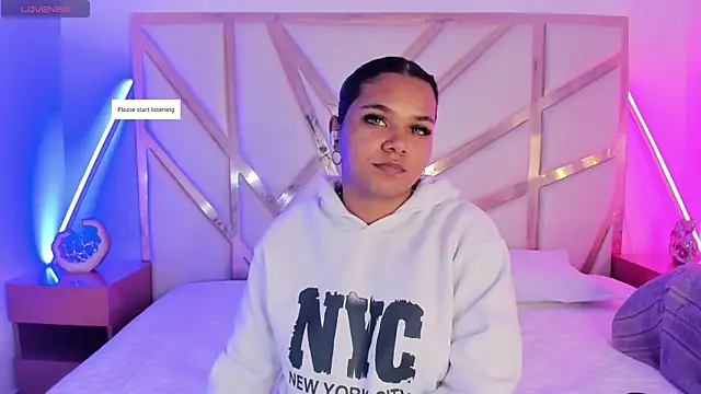 Carolina Evanss online show from November 1, 11:45 am