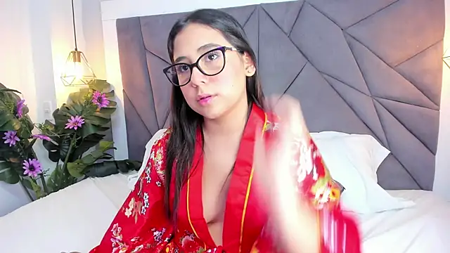 MelodyRey  online show from March 8, 6:43 am