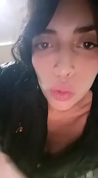 Snapshot of dholcee chatting on December 31, 3:12 am dholcee online show from December 31, 3:12 am