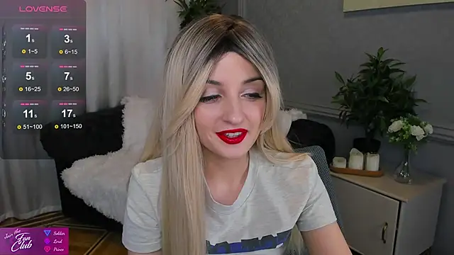 Snapshot of Katty_Lights chatting on January 9, 11:03 am Katty Lights online show from January 9, 11:03 am