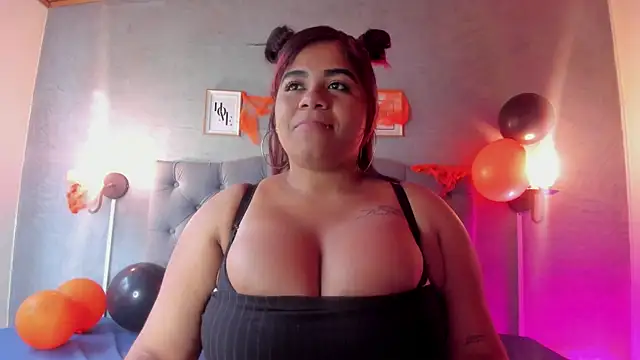 MeridaLane online show from October 4, 1:53 pm