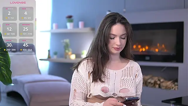 Snapshot of VixenAmour chatting on September 16, 4:57 am VixenAmour online show from September 16, 4:57 am