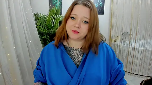 MoonLghte online show from February 1, 4:33 pm