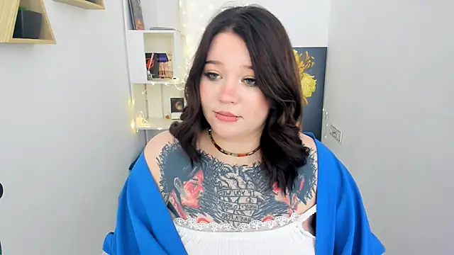 MoonLghte online show from March 14, 7:44 pm