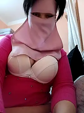 Snapshot of big_yoyo chatting on January 25, 3:09 pm big yoyo online show from January 25, 3:09 pm