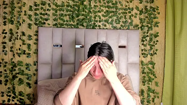 jenifer  power10 online show from January 28, 12:11 pm