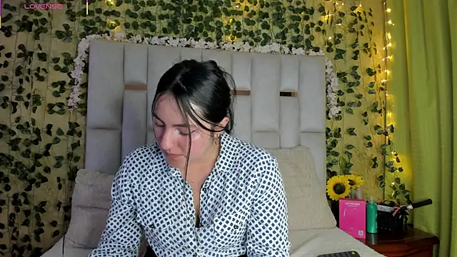 jenifer  power10 online show from March 8, 1:14 pm