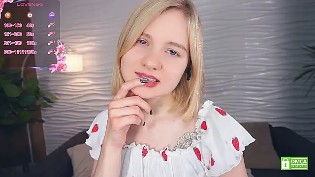 OdelinaFicken online show from November 28, 4:15 am