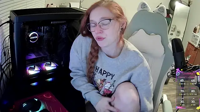 Snapshot of LilyFoxxx chatting on October 19, 3:18 am LilyFoxxx online show from October 19, 3:18 am