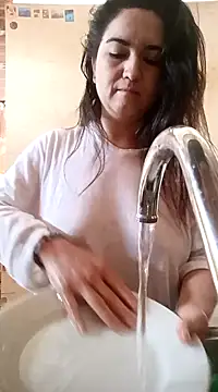 alexax0 online show from December 6, 1:00 pm