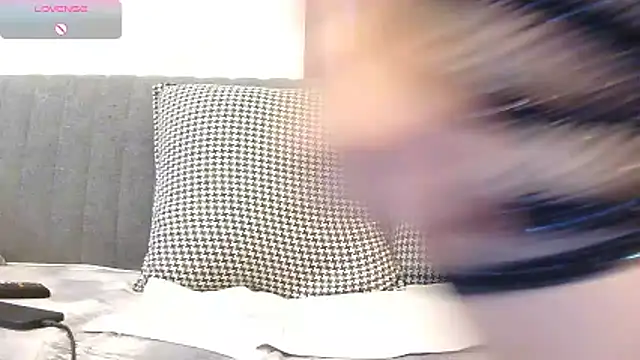 Snapshot of Siyahinci34 chatting on November 18, 7:13 am Siyahinci34 online show from November 18, 7:13 am