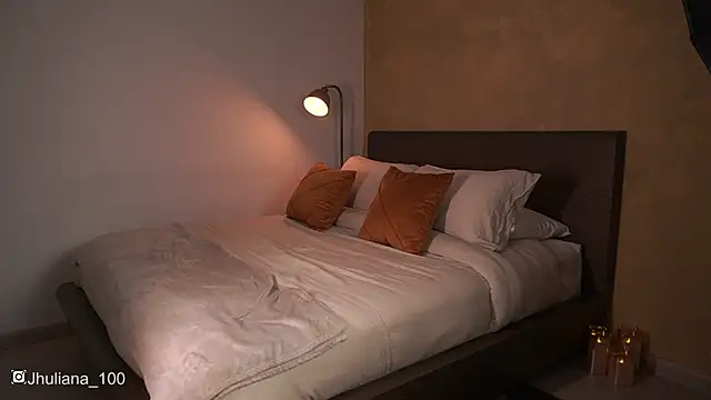 paulacora100 online show from January 20, 11:32 pm