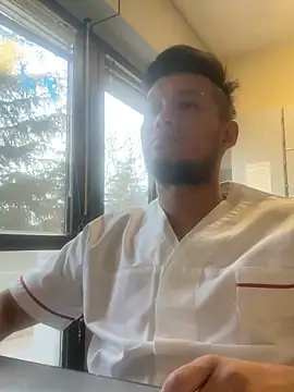 Snapshot of Frankule chatting on December 14, 1:38 pm Frankule online show from December 14, 1:38 pm