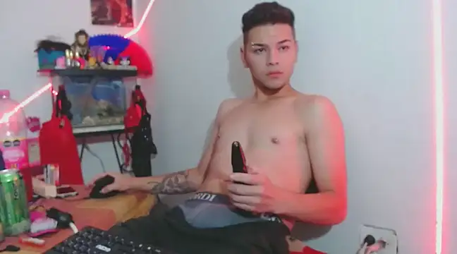 MarceloMilk online show from December 28, 6:39 am